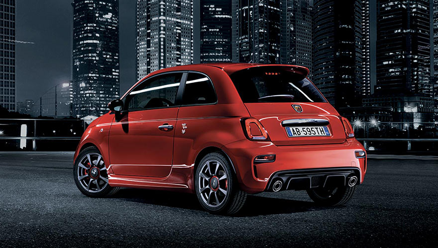 abarth-new595-sports-car-big-01-tablet-880x500.jpg